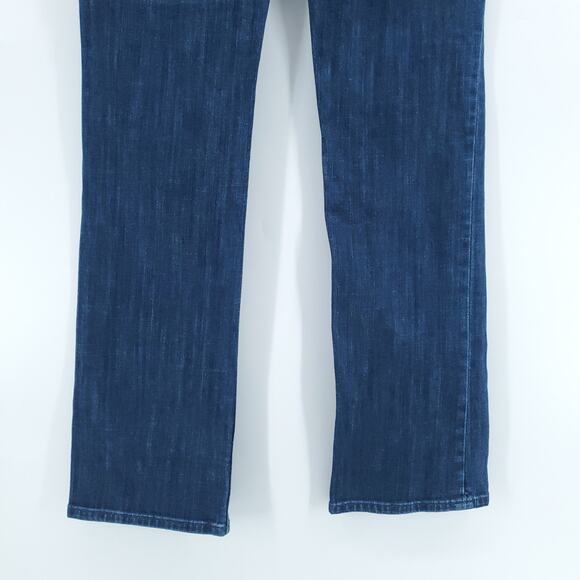 GAP Womens Curvy Straight Classic MidRise Medium Wash Whiskering Stretchy| 2R - Picture 9 of 10
